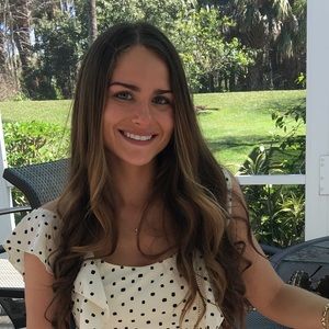 Meet your Posher, Brooke